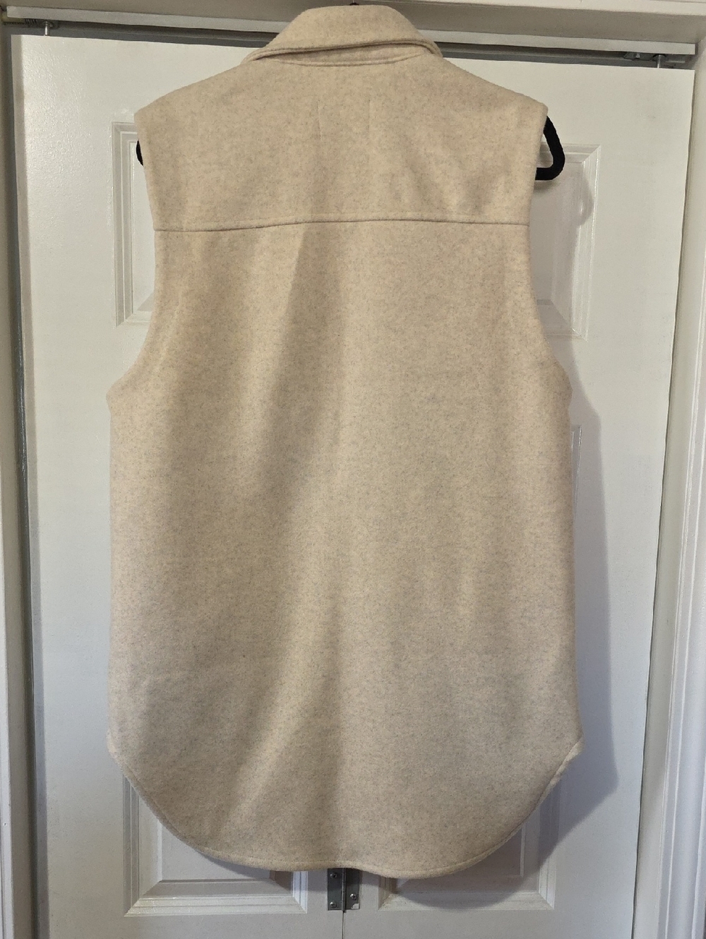Love Tree Sleeveless Button Vest in Oatmeal - Picture 3 of 3